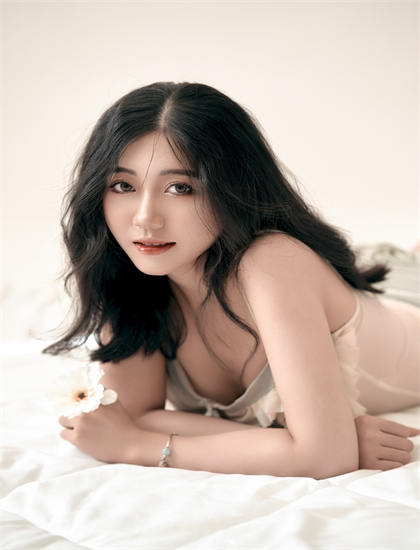 新这个王妃有点野的文化批评：伏笔的巧妙设置与揭示时机 认识艺术的文化教育功能