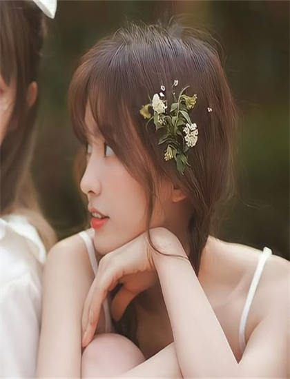 嫡女双世荣华独家揭秘：演员们的精彩表演背后 展现影视工作者的专业精神